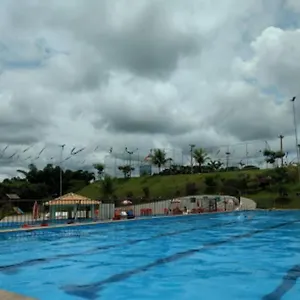 Golden Dolphin Exepress-caldas Apartamento